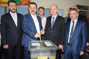 "Pazartesiden itibaren tekrar kolları sıvayıp işimize bakacağız"
