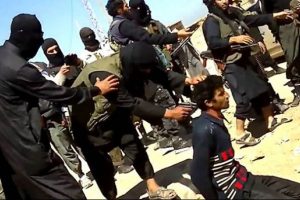 Vahşet! Kadınları ve &ccedil;ocukları diri diri g&ouml;md&uuml;ler!