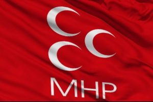 MHP İl Başkanı'nın aracına saldırı!