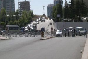 Genel merkez balkon konuşması i&ccedil;in hazırlanıyor
