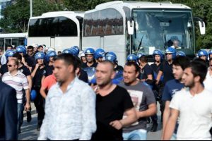 Oy kavgası kanlı bitti