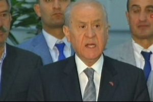 Devlet Bah&ccedil;eli'den sert s&ouml;zler