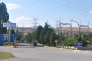 Trafoya g&uuml;vercinler girdi, elektrikler kesildi