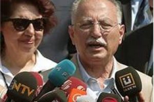 İhsanoğlu'ndan son a&ccedil;ıklama!