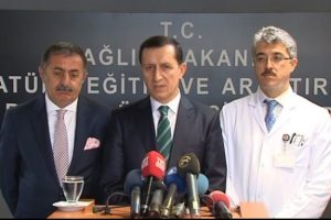 Bakan Filistinli yaralıları ziyaret etti