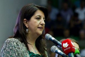 "Ana muhalefet partisi g&ouml;revini artık HDP &uuml;stlenecek"