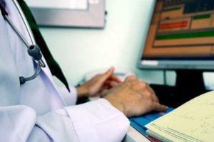 Bursa'da doktora darp!
