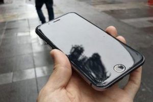 iPhone 6'ya ait g&ouml;r&uuml;nt&uuml;ler ortaya &ccedil;ıktı