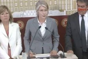 Kılı&ccedil;daroğlu'na istifa &ccedil;ağrısı