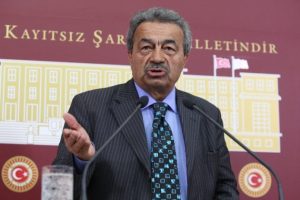 Muhaliflere sert &ccedil;ıktı, Kılı&ccedil;daroğlu'nu savundu