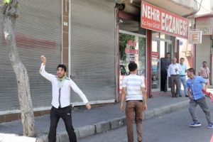 Gaziantep'teki Suriyeli gerilimi b&uuml;y&uuml;d&uuml;
