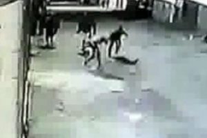 Sokakta palalı dehşet!