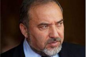 İsrail'den a&ccedil;ık mesaj: &Ouml;l&uuml;rs&uuml;n&uuml;z
