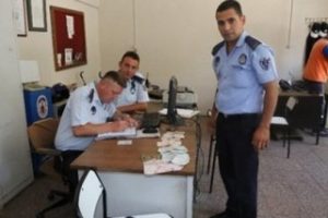 Dilencinin &uuml;zerinden servet &ccedil;ıktı!