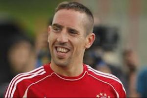 Ribery veda etti