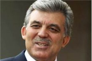 G&uuml;l'&uuml;n "Kara Kutusu" Romanya'ya atandı
