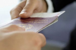 Pasaport yerine artık o belgelerde ge&ccedil;ecek