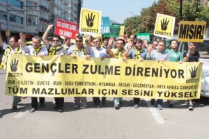 Bursalılar "Rabia G&uuml;n&uuml;"nde meydanlara indi