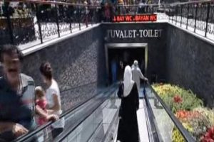 İstanbul'da y&uuml;r&uuml;yen bantlı tuvalet şaşkınlığı