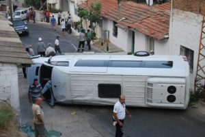 Rekor denemesi gibi trafik kazası