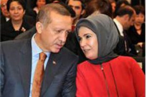 Erdoğan &ccedil;ifti taşınıyor!