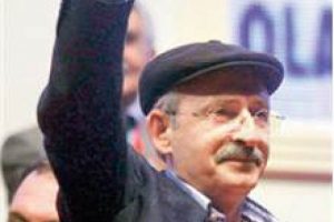 O hediyeyi geri istedi