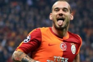 Sneijder ile ilgili flaş karar!