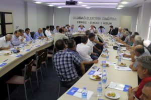 UEDAŞ muhtarları dinledi