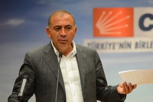 Hem t&uuml;z&uuml;k hem de se&ccedil;imli bir kurultay olacak