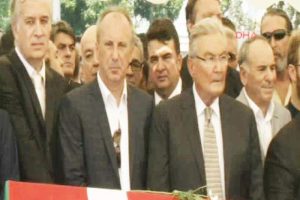 S&uuml;leyman Seba'nın cenazesinde dikkat &ccedil;eken kare!