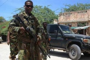 Somali'de savaş baronuyla &ccedil;atışma: 10 &ouml;l&uuml;