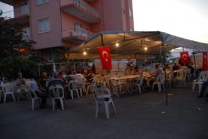 Şehidin baba ocağına ateş d&uuml;şt&uuml;