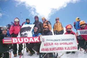 Bursalı dağcılar 5 bin metrede