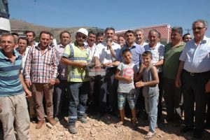 Gemlik'e spor sahası