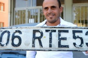 RTE plakalı aracını 500 bin liraya satıyor