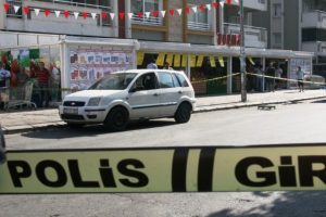 Alacak verecek tartışması kanlı bitti: 2 &ouml;l&uuml;