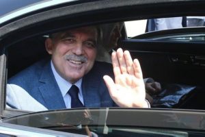 G&uuml;l'&uuml;n yeni yol haritası