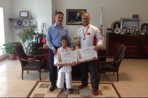 Erzurum'dan madalya ile d&ouml;nd&uuml;ler
