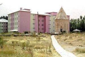 TOKİ'den 'Halime Hatun K&uuml;mbeti' a&ccedil;ıklaması