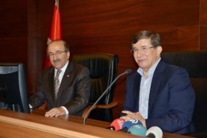 "Bize d&ouml;nen herkese yardım etmeyi bir bor&ccedil; biliriz"