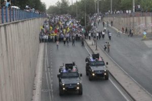 Diyarbakır'ı savaş alanına &ccedil;evirdiler