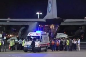 Tedavi i&ccedil;in İstanbul'a getirildiler