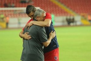 Mersin'de duygulandıran ma&ccedil;