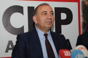 G&uuml;rsel Tekin şikayet&ccedil;i oldu