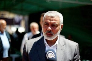 Hamas arabuluculuk yapanları uyardı