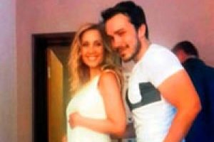'Lara Fabian kırmızı halıda hazırladığım tulumu giyecek'...