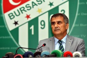 "Herkesin beğeneceği bir takım oluşturmak istiyoruz"