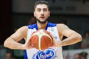 Cim Bom Aradori'yi a&ccedil;ıkladı!