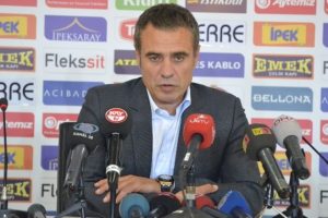 Ersun Yanal'a s&uuml;rpriz teklif