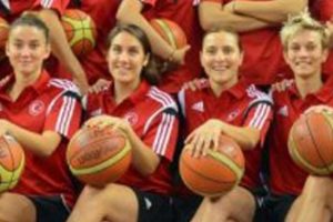 İlk ma&ccedil;ta zafer